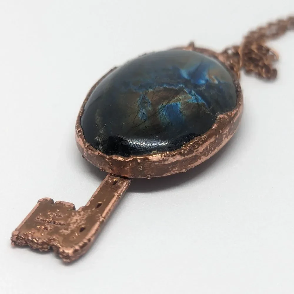 "Destined" Labradorite Key Copper Necklace - Picture 9 of 9